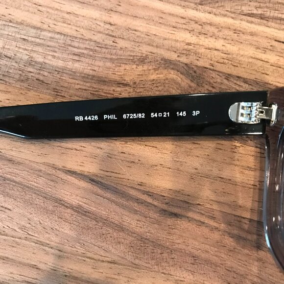 Ray-Ban RB4426 Phil Bio-Based Polished Transparent Grey - no lenses - Picture 6 of 9